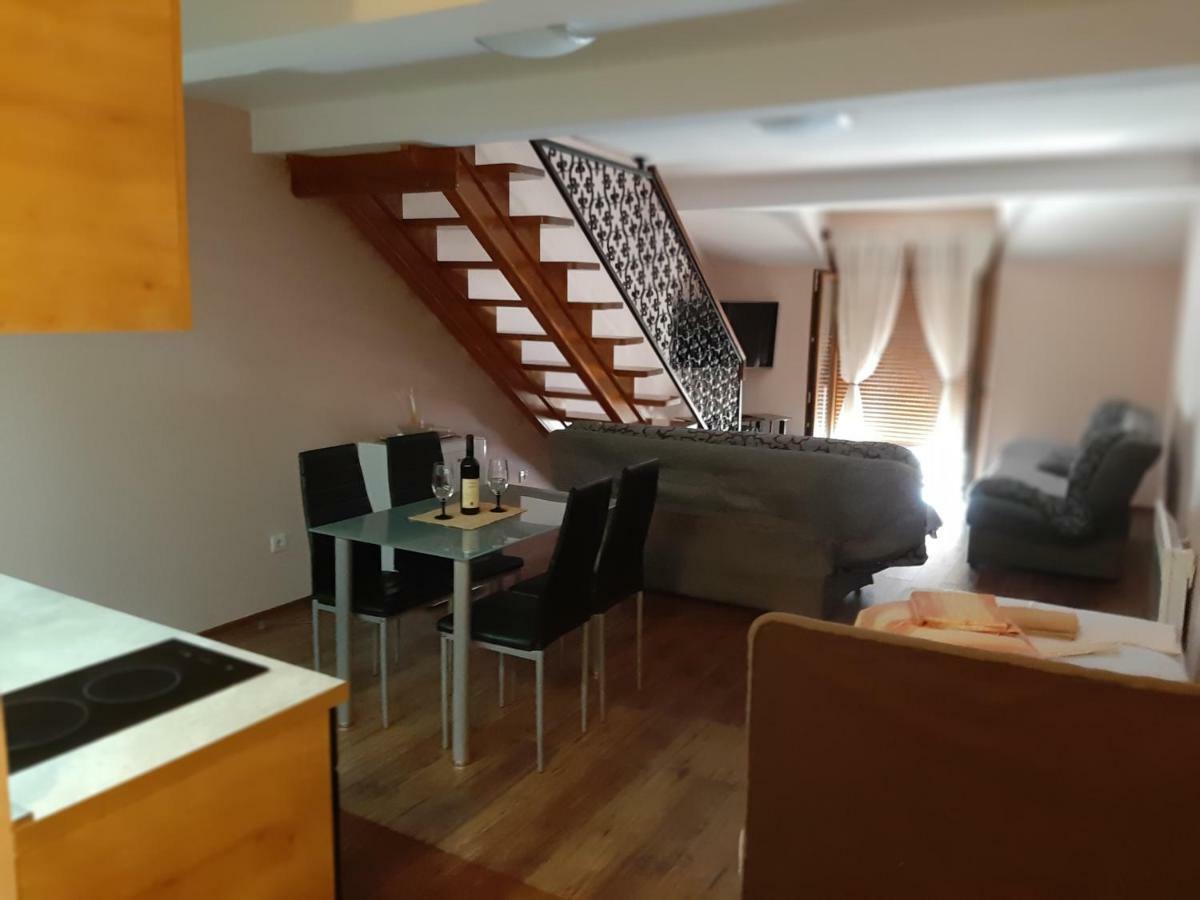 Apartmani Mia Vuksanovic 센틴제 외부 사진